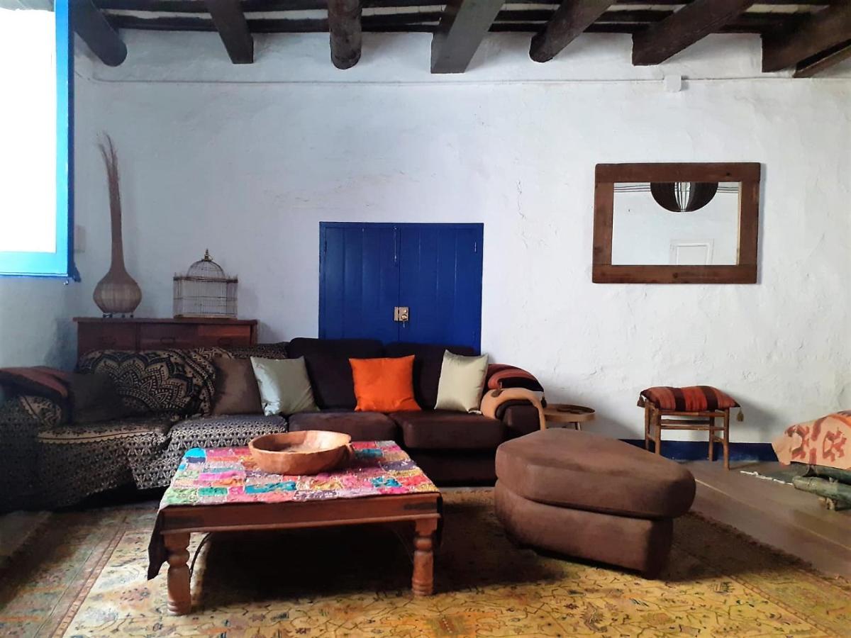 Little Vine Bed & Breakfast Sant Pere De Ribes Exterior photo