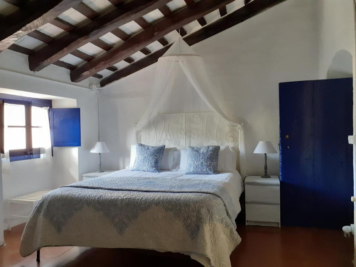 Little Vine Bed & Breakfast Sant Pere De Ribes Exterior photo
