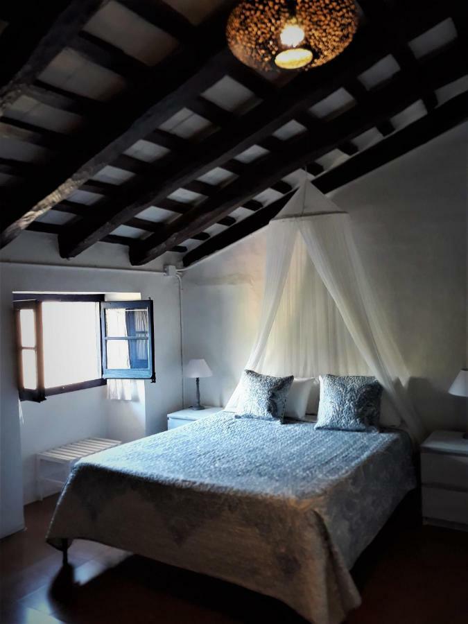 Little Vine Bed & Breakfast Sant Pere De Ribes Exterior photo