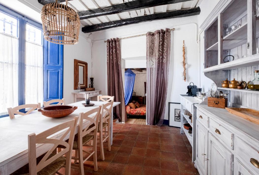 Little Vine Bed & Breakfast Sant Pere De Ribes Exterior photo